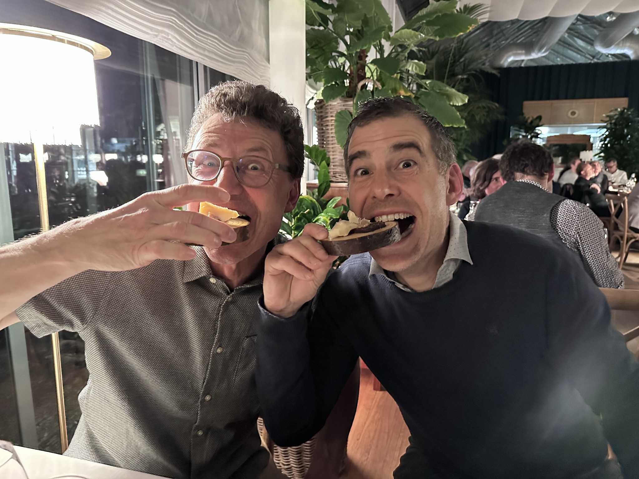 Walliser Weine mit allen Sinnen geniessen