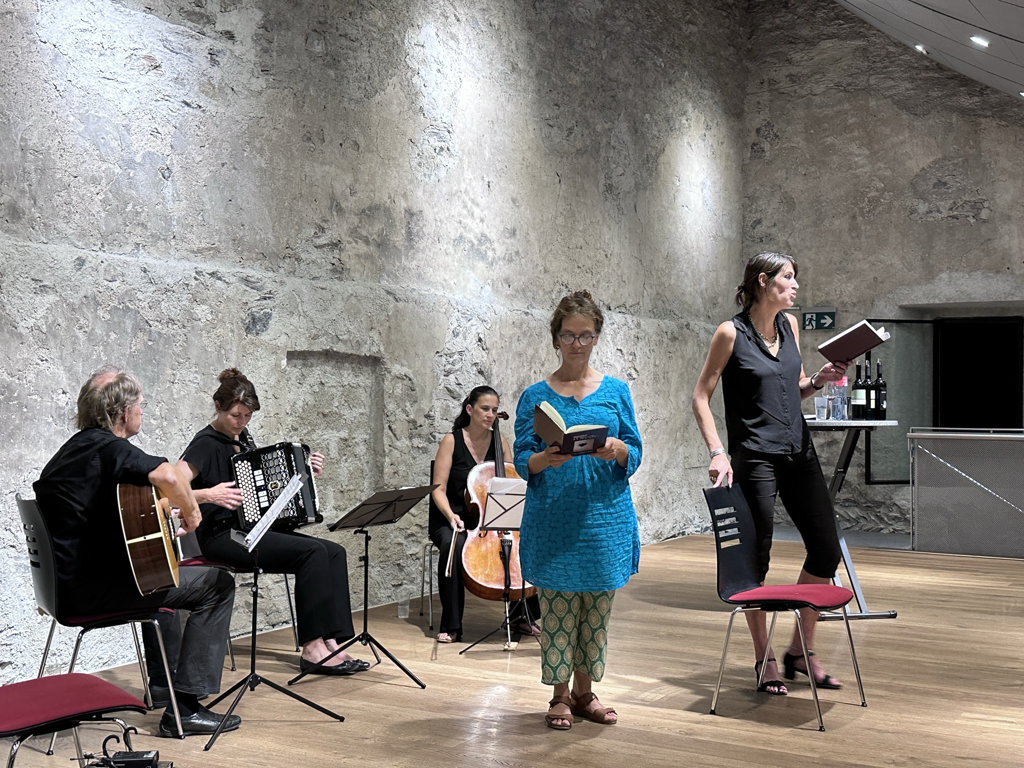 wine, music and poétry